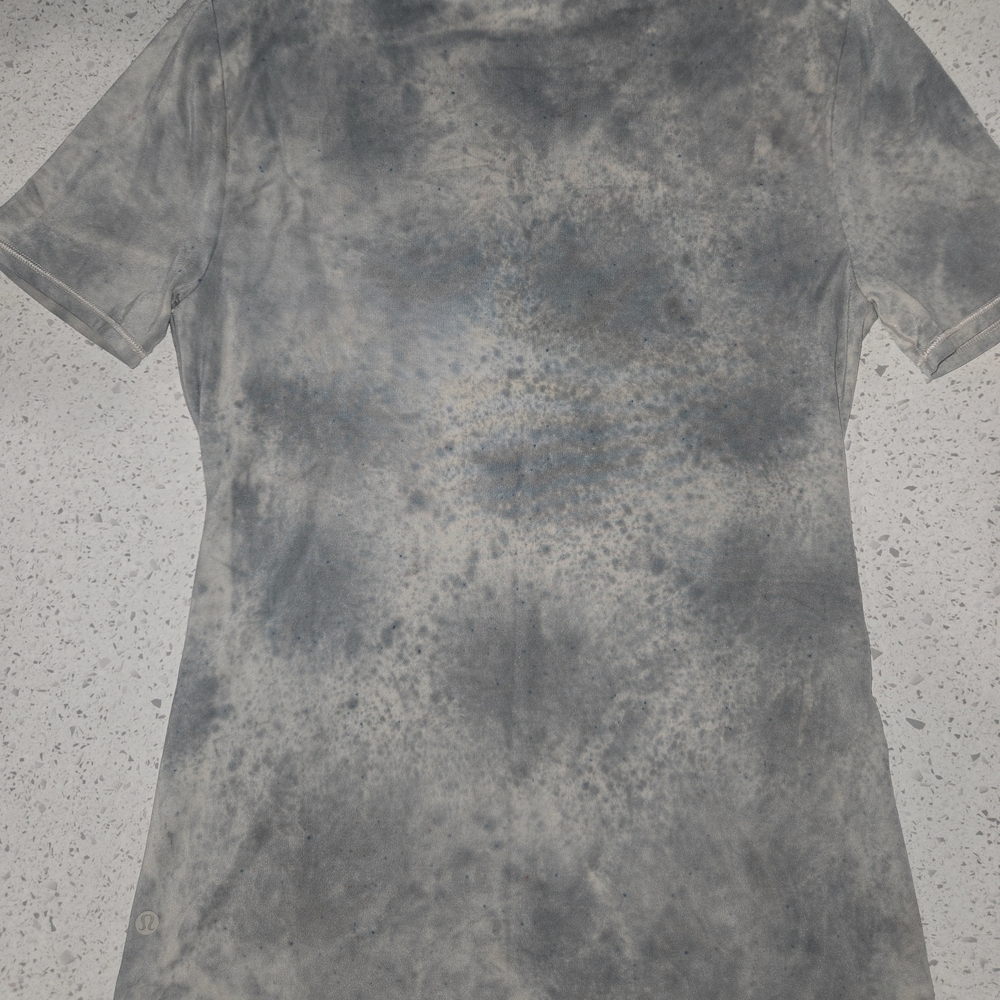 Lululemon Gray Blue Tie-Dye Gym Top "RARE" TIE DYE PRINT. ATHLETIC WOMENS TOP - Picture 4 of 8